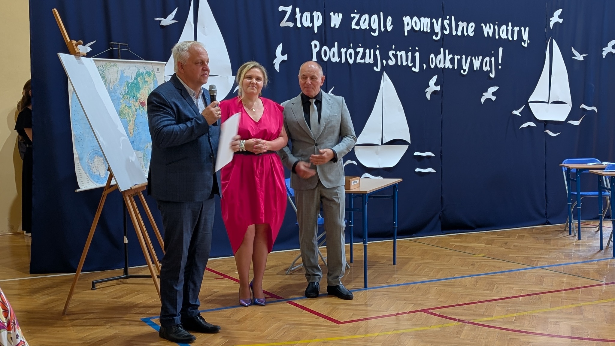 Burmistrz na zakończeniu roku SP1 2025